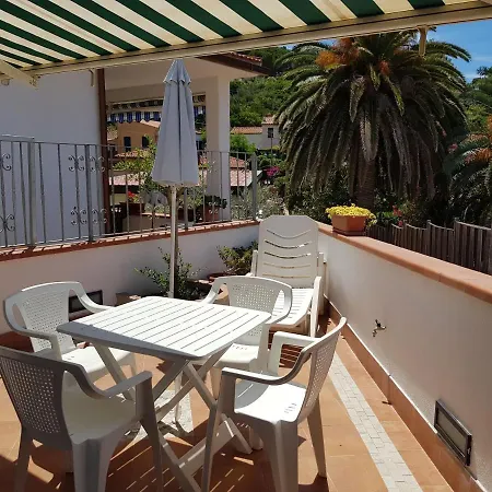 公寓式酒店 Residenza Airone Blu Di Pareti *